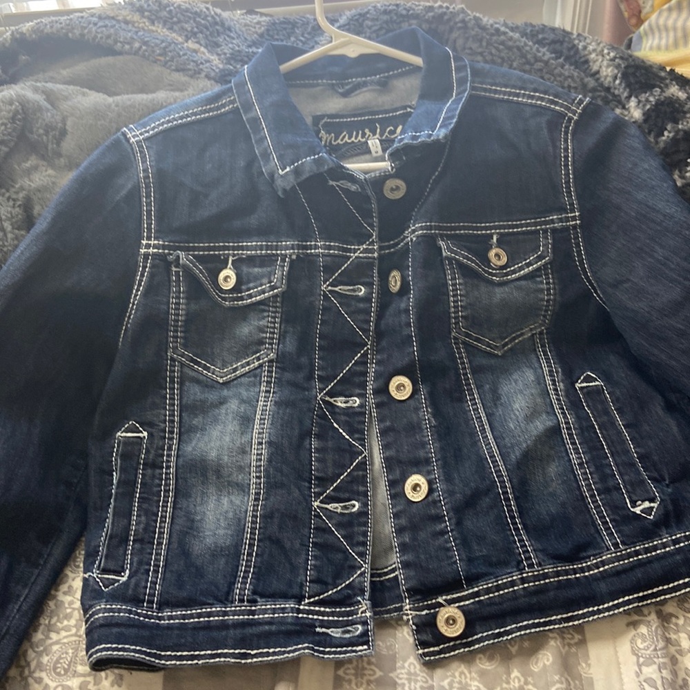 maurice’s dark jean jacket size medium barely worn